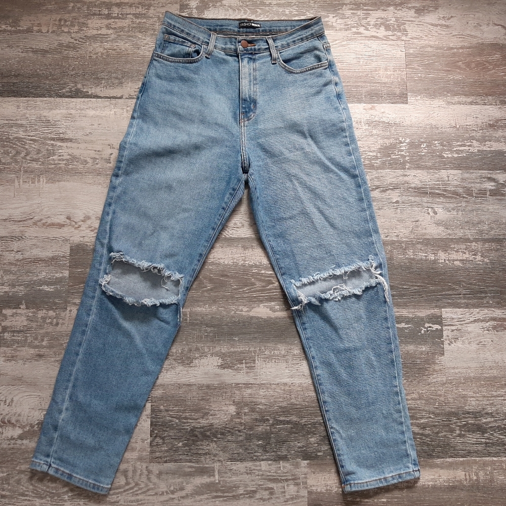 Fashion Nova High Rise Mom Jeans